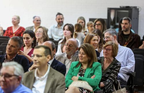 545539c6-4dcc-42cf-a1a7-2a0baf73a396_source-aspect-ratio_25p_0